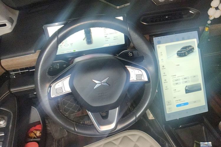 Used XPeng P5 2022 550E Steering Wheel