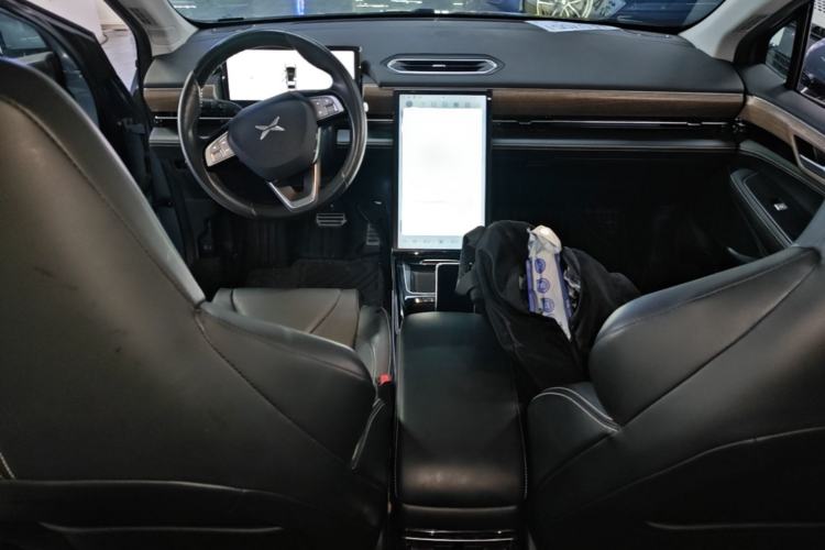 Used XPeng P5 2022 460E+ Center Console
