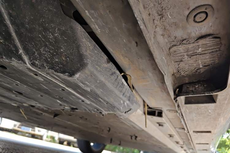 Used XPeng P5 2022 460E+ Chassis Front Left