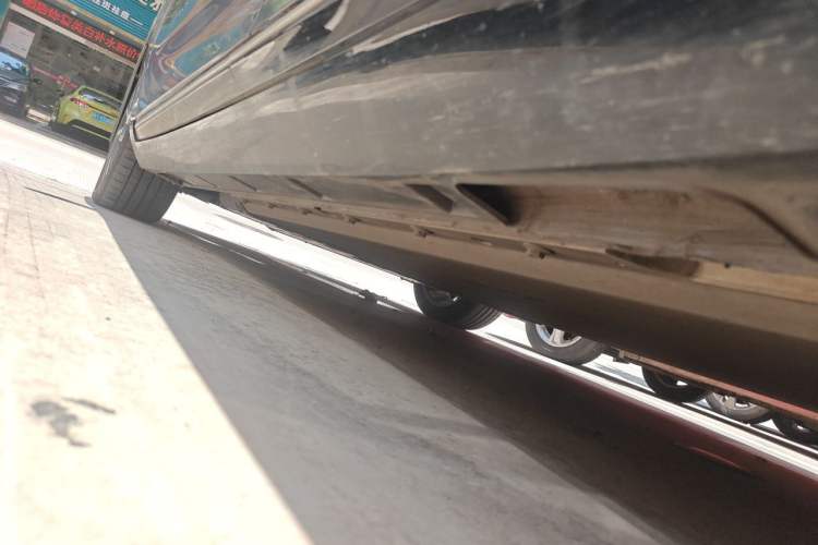 Used XPeng P5 2022 460E+ Chassis Rear Left