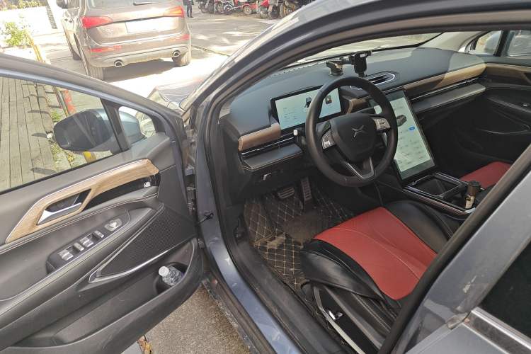 Used XPeng P5 2022 550E Driver Seat
