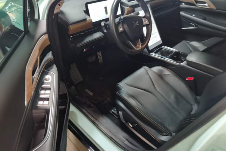 Used XPeng P5 2022 550E Driver Seat