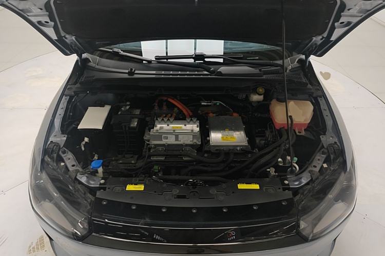 Used XPeng P5 2022 460E+ Engine Bay