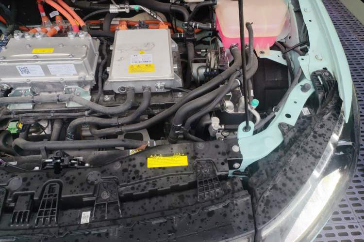 Used XPeng P5 2022 460E+ Engine Bay Left