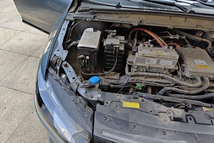 Used XPeng P5 2022 460E+ Engine Bay Right