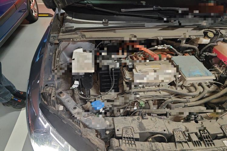 Used XPeng P5 2022 550P Engine Bay Right