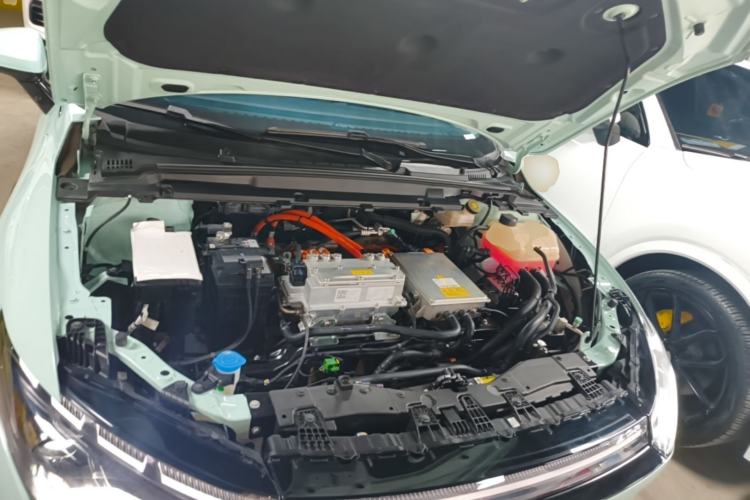Used XPeng P5 2022 550E Engine Bay