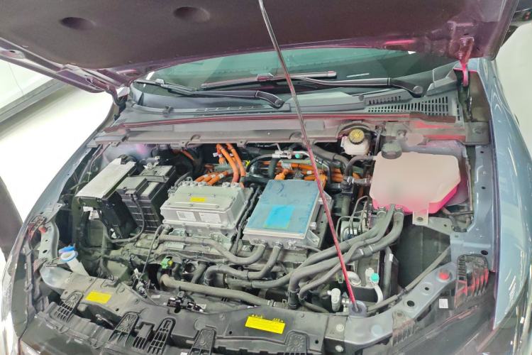Used XPeng P5 2022 460E+ Engine Bay