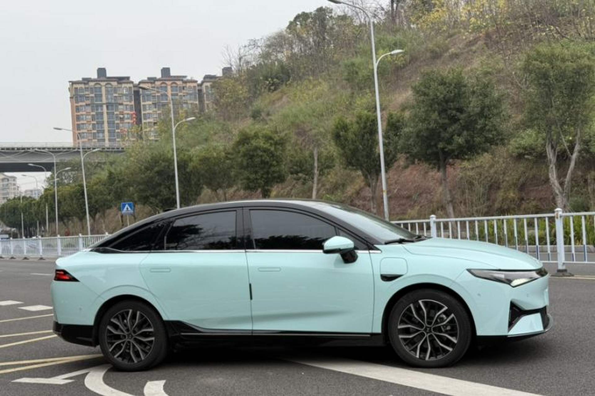 Used XPeng P5 2022 460E+ Exterior 2