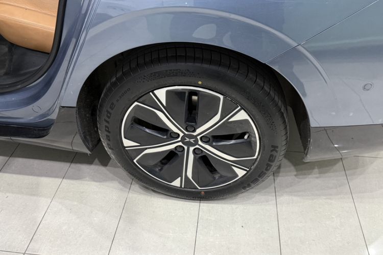 Used XPeng P5 2022 550E Exterior 8