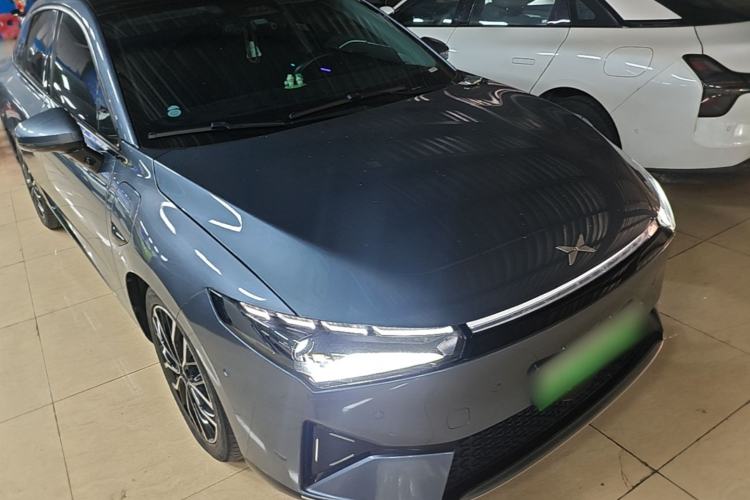 Used XPeng P5 2022 460E+ Front Right 45 Deg