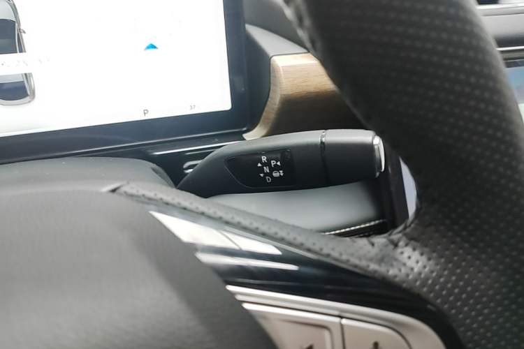 Used XPeng P5 2022 460E+ Gear Lever