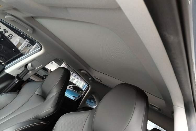 Used XPeng P5 2022 550E Headliner