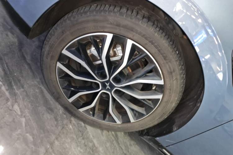 Used XPeng P5 2022 460E+ Left Front Wheel Hub
