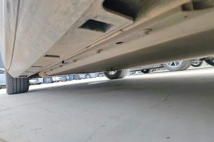 Used XPeng P5 2022 460E+ Left Side Sill