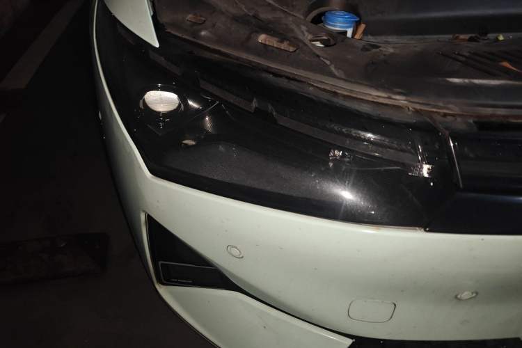 Used XPeng P5 2022 600P Right Front Headlight