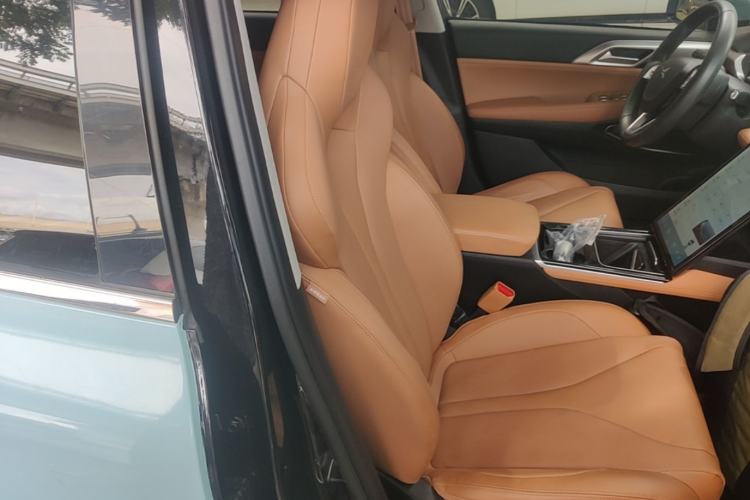 Used XPeng P5 2022 550E Right Front Seat
