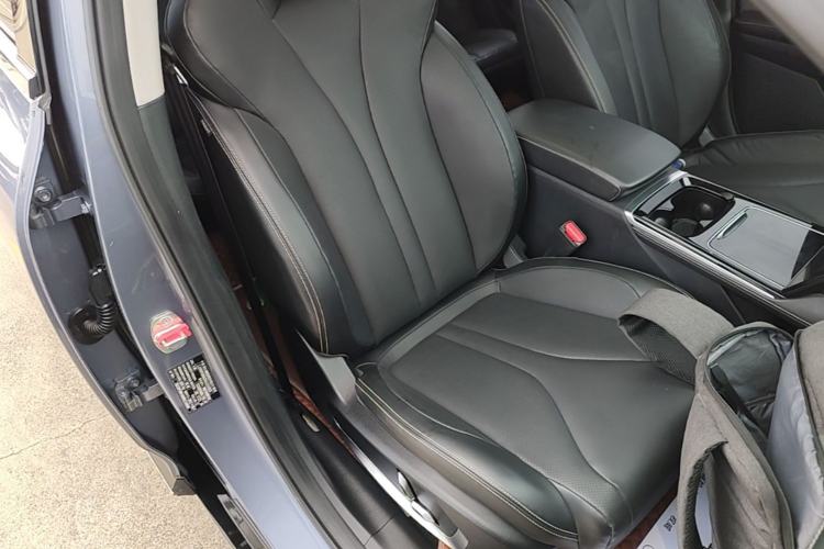 Used XPeng P5 2022 510E Right Front Seat