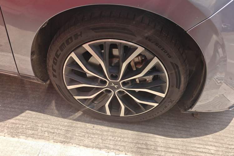 Used XPeng P5 2022 460E+ Right Front Wheel Hub