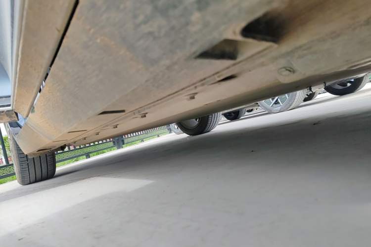 Used XPeng P5 2022 460E+ Right Side Sill