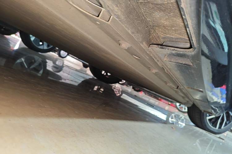 Used XPeng P5 2022 460E+ Right Side Sill