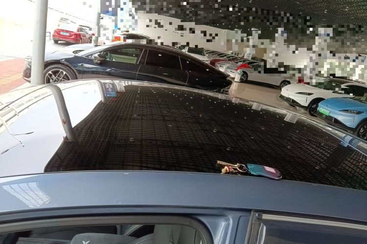 Used XPeng P5 2022 550E Roof