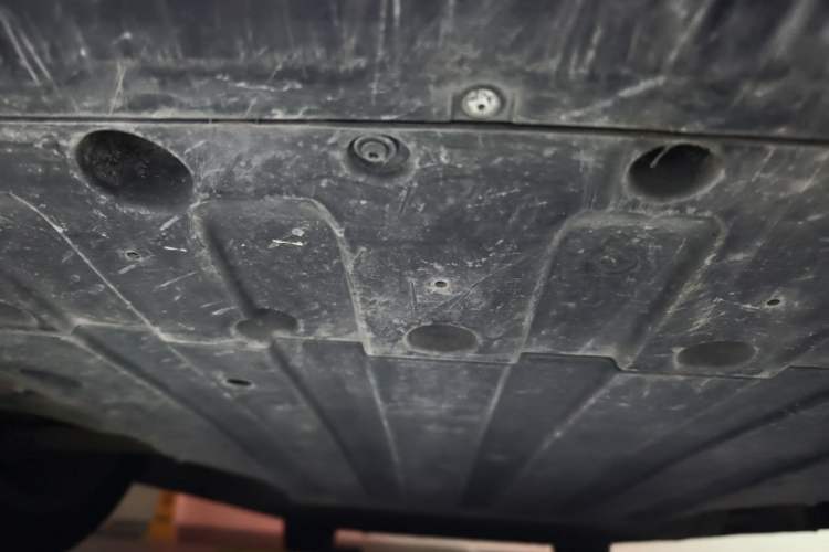 Used XPeng P5 2022 550E Chassis Front