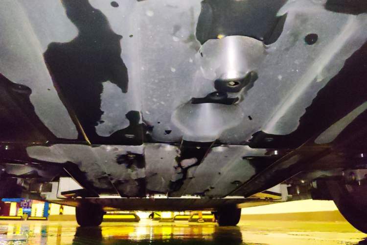 Used XPeng P5 2022 550E Chassis Rear