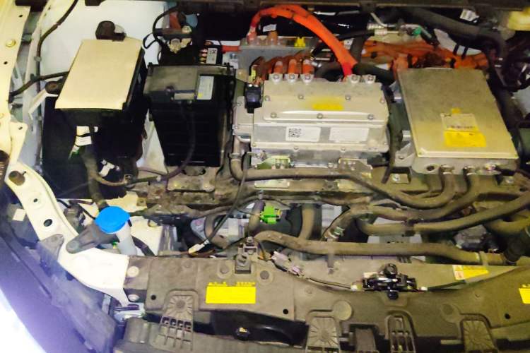 Used XPeng P5 2022 550E Engine Bay Right