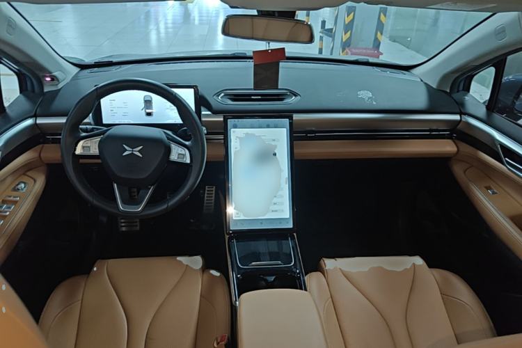 Used XPeng P5 2022 550E Center Console
