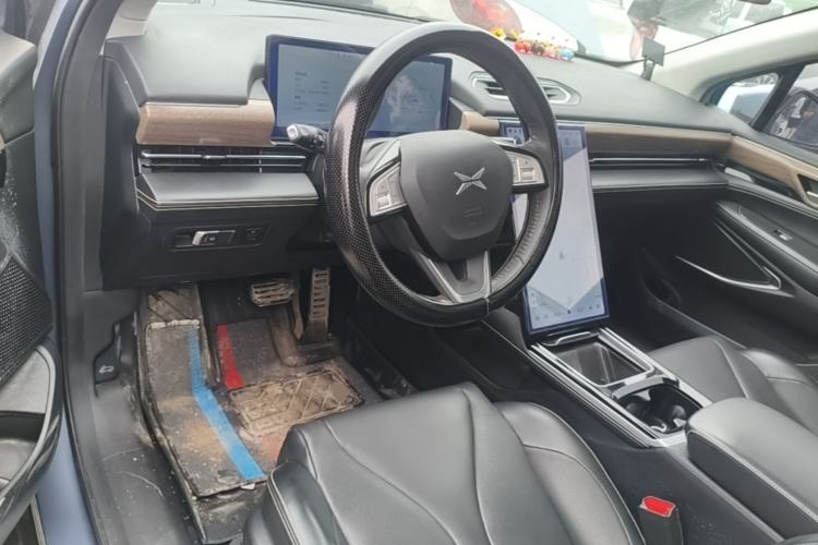 Used XPeng P5 2022 600P Center Console