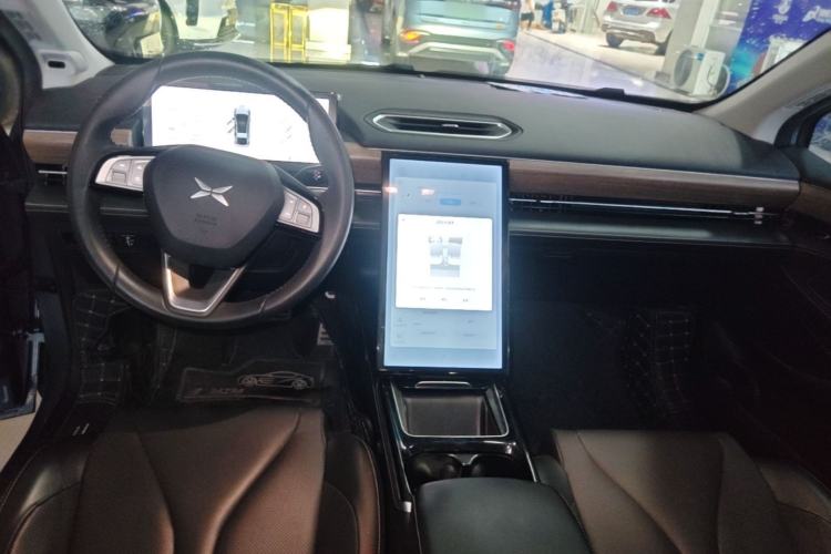 Used XPeng P5 2022 460E+ Center Console