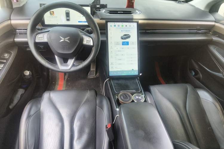 Used XPeng P5 2022 550P Center Console