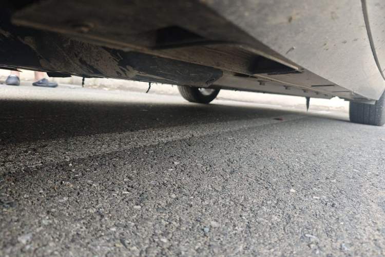 Used XPeng P5 2022 550E Chassis Front Left
