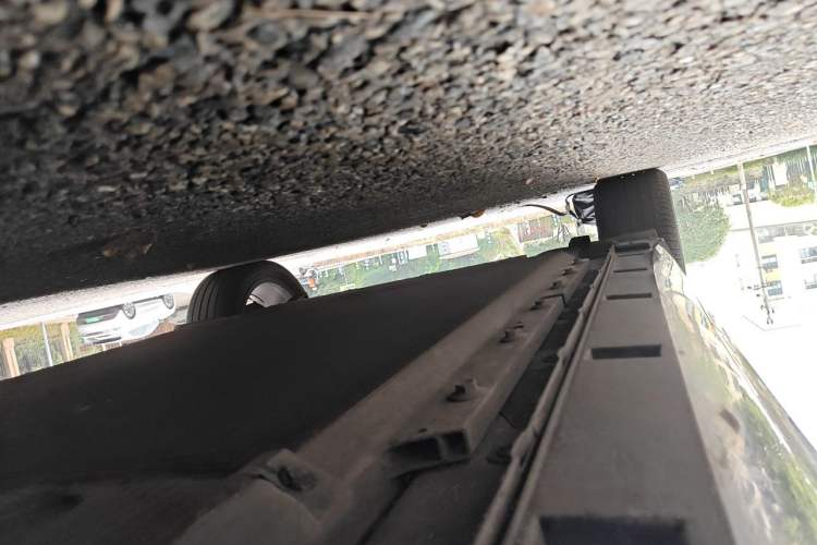 Used XPeng P5 2022 550E Chassis Front Right