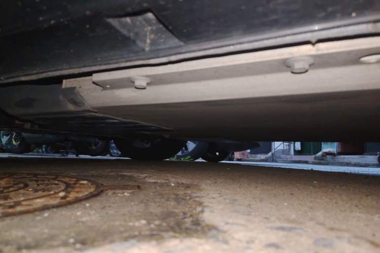 Used XPeng P5 2022 460E+ Chassis Front Right