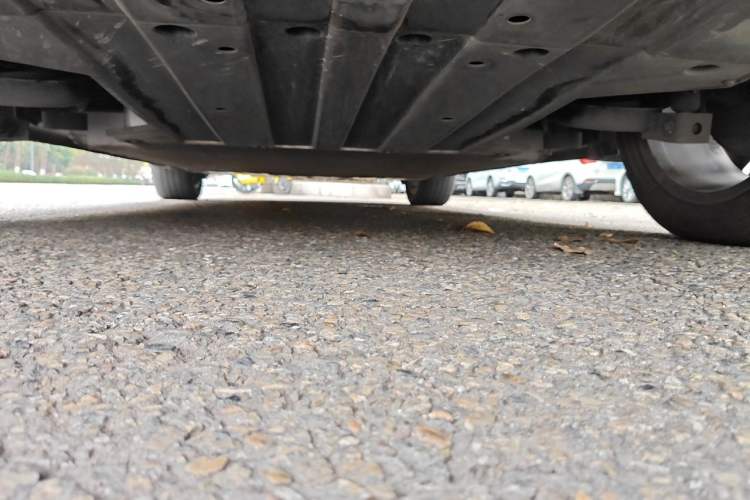Used XPeng P5 2022 550E Chassis Rear