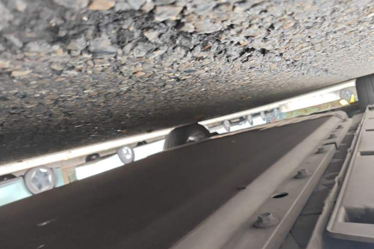 Used XPeng P5 2022 550E Chassis Rear Left