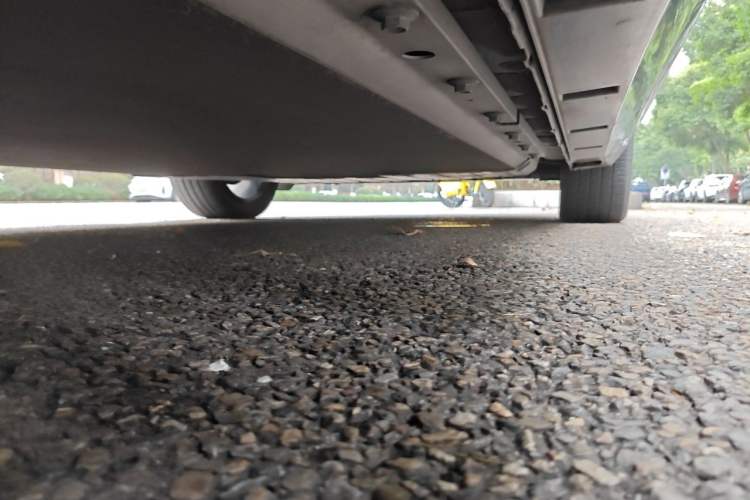 Used XPeng P5 2022 550E Chassis Rear Right