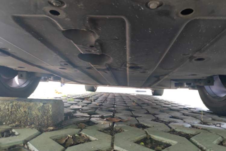 Used XPeng P5 2022 550E Chassis Rear
