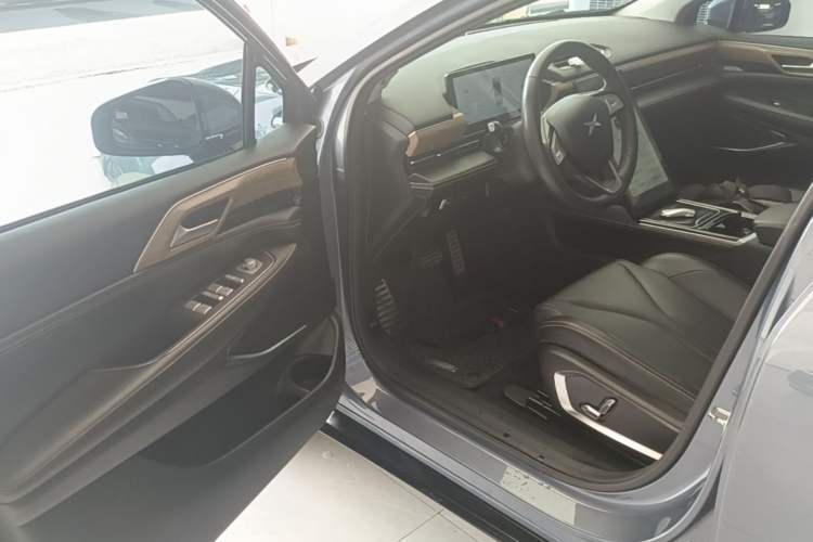 Used XPeng P5 2022 460E+ Driver Seat