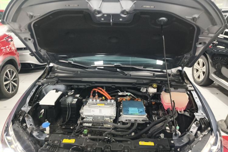 Used XPeng P5 2022 460E+ Engine Bay