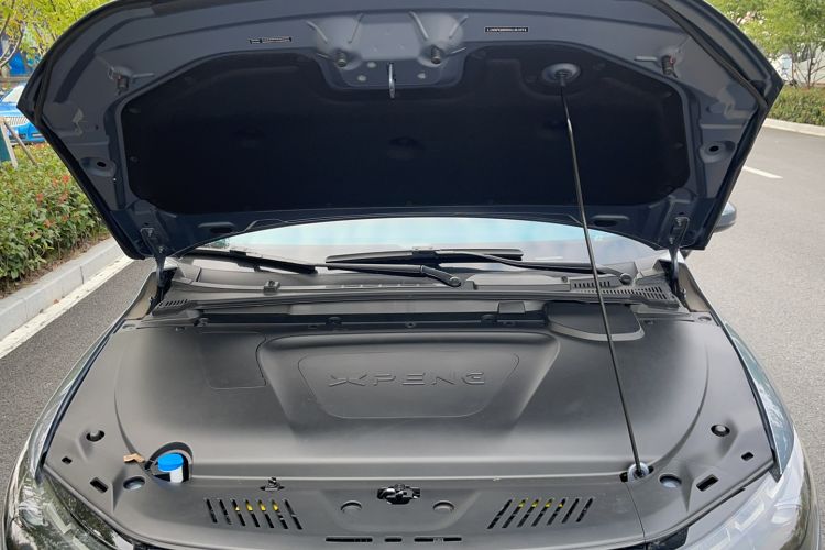 Used XPeng P5 2022 460E+ Engine Bay