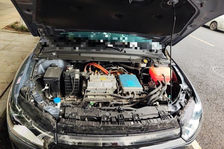 Used XPeng P5 2022 460E+ Engine Bay