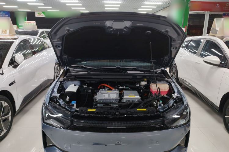 Used XPeng P5 2022 460E+ Engine Bay