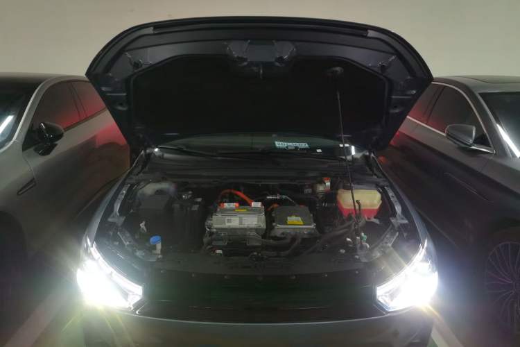 Used XPeng P5 2022 460E Engine Bay
