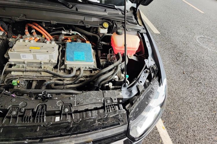 Used XPeng P5 2022 460E+ Engine Bay Left