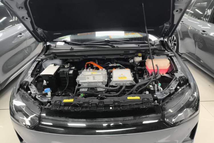 Used XPeng P5 2022 460E+ Engine Bay