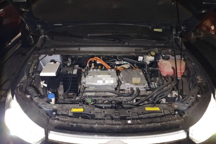 Used XPeng P5 2022 460E+ Engine Bay