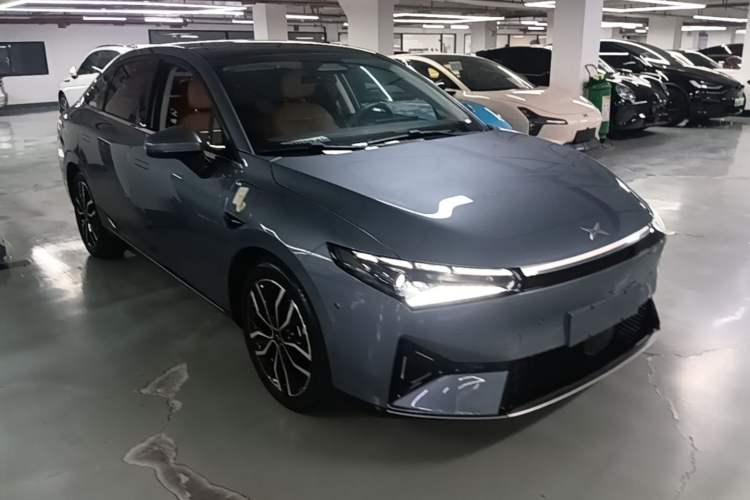 Used XPeng P5 2022 550E Exterior 1